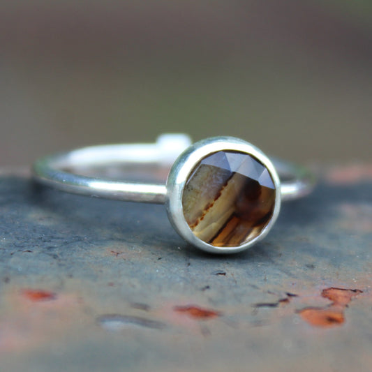 Size 10 Montana Agate Ring with 1.6mm Sterling Silver Round Band
