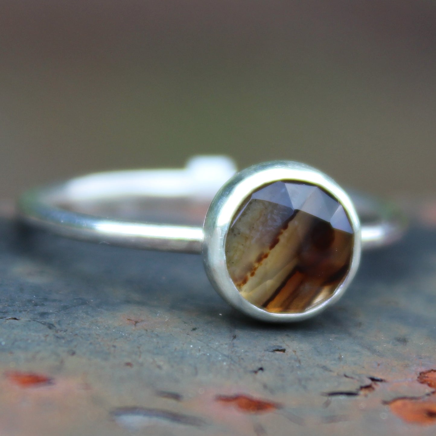 Size 10 Montana Agate Ring with 1.6mm Sterling Silver Round Band