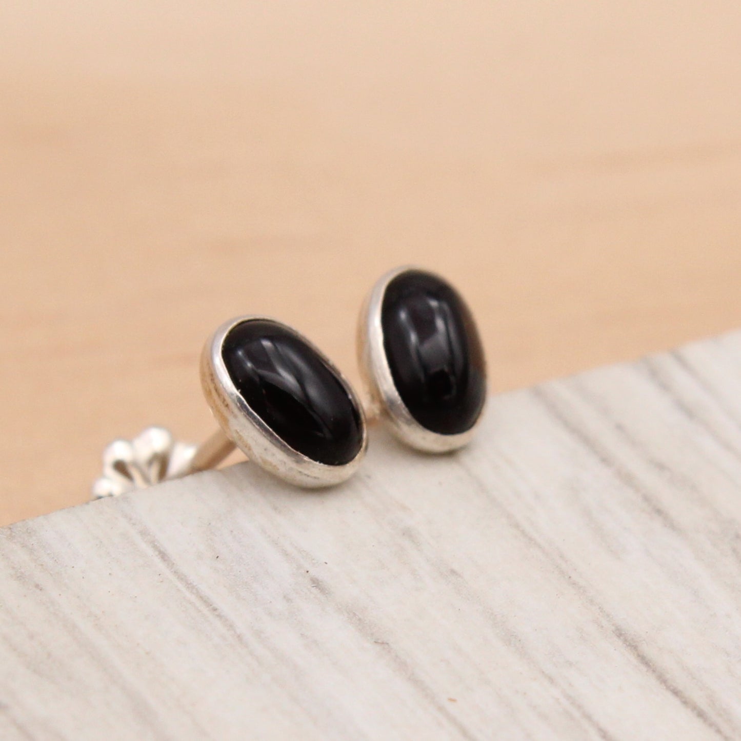 Onyx Oval Studs