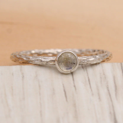 Size 7.5 Labradorite and Silver Ring