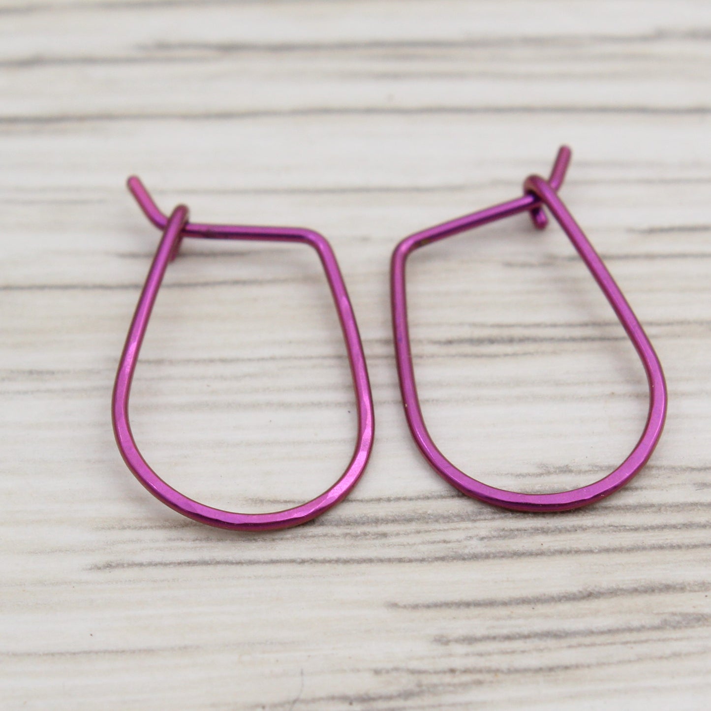 #3136 Dark Pink Niobium Hoops
