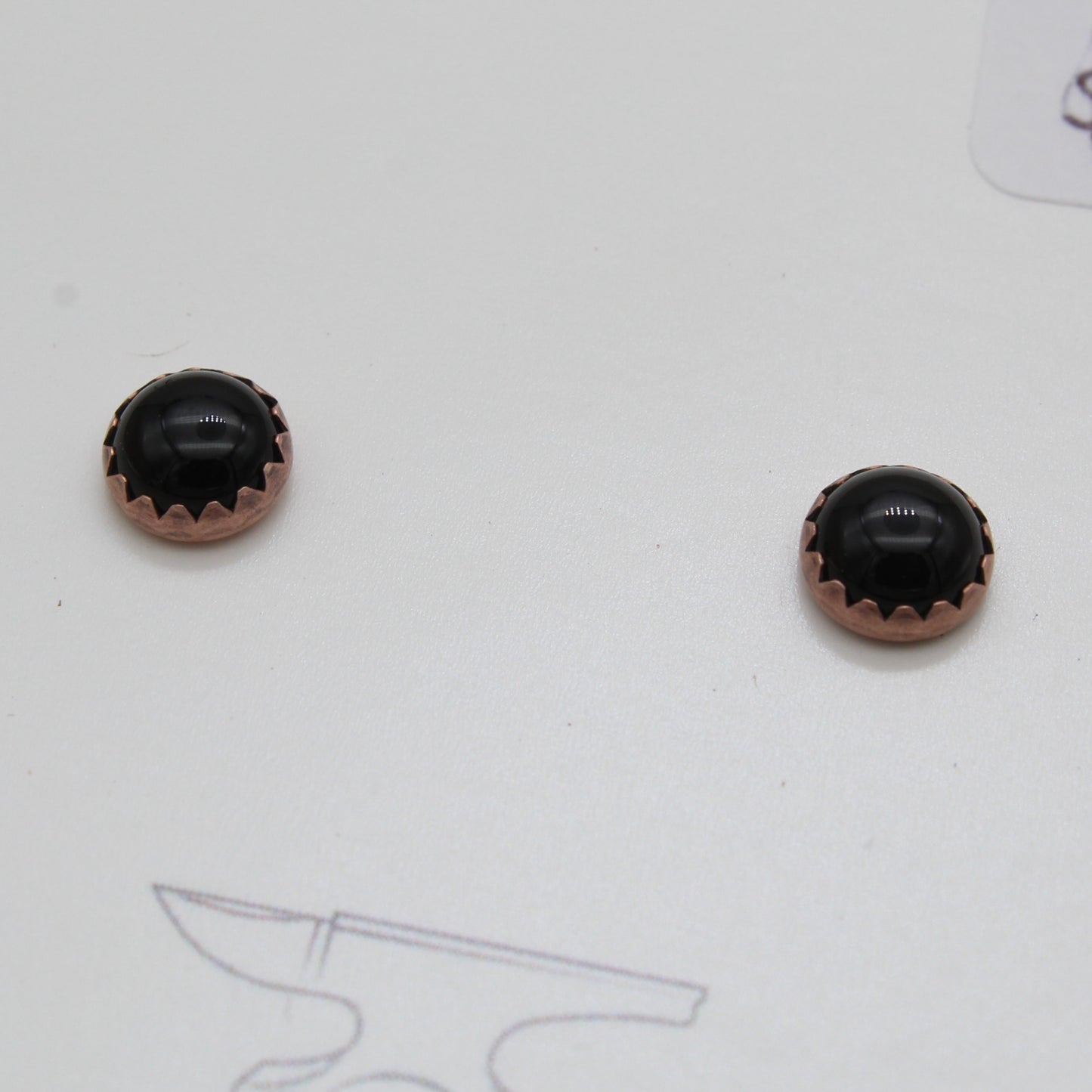 Onyx Studs with Copper Serrated Setting - 6mm