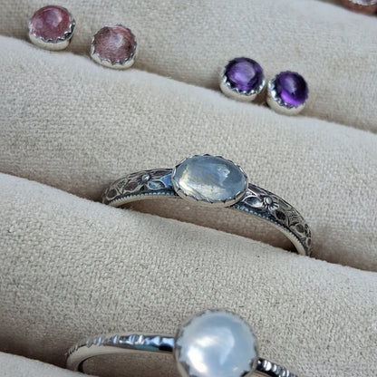 Size 7.5 Rainbow Moonstone and Floral Sterling Silver Ring
