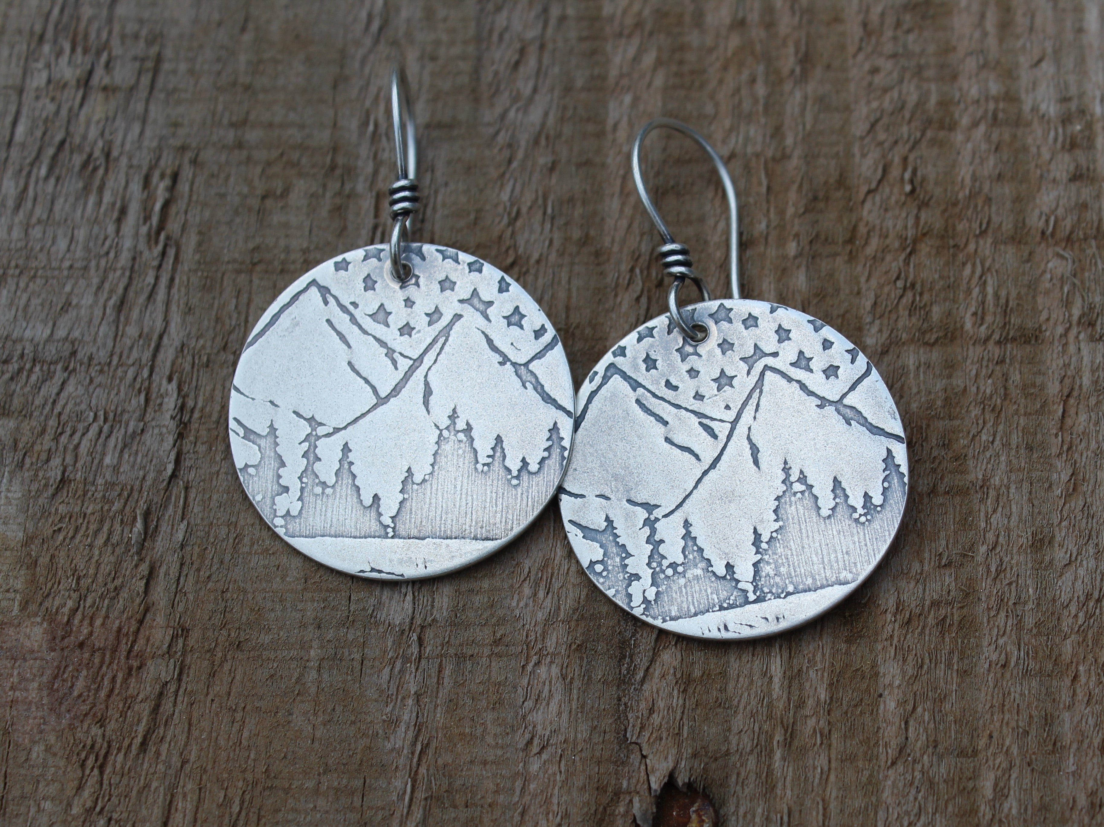 Silver scene online earrings